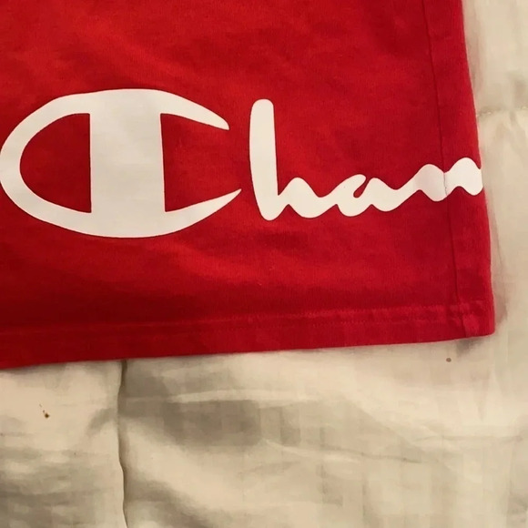 Champion red cropped T-shirt small - Picture 3 of 6